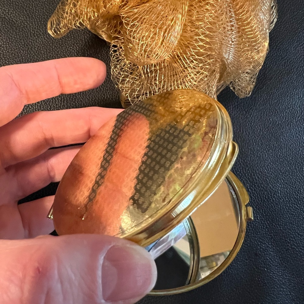 4pc Golden Set - Picture 6 of 13